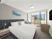 Ocean_Hotel_Room3