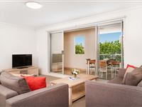 Two Bedroom Garden Terrace Apartment - Mantra The Observatory